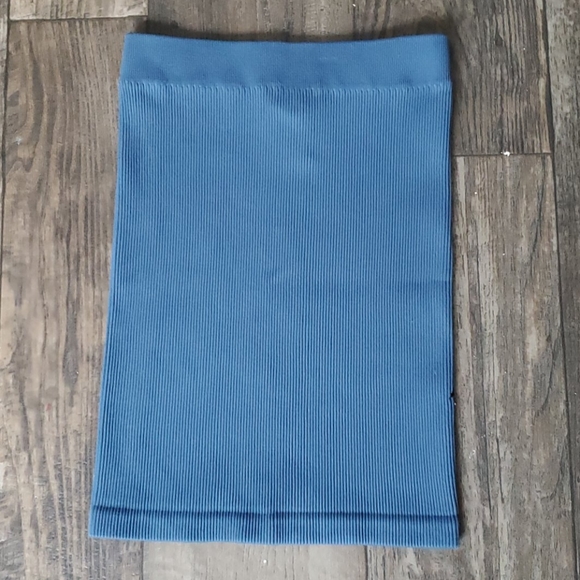 BCBGENERATION Ribbed Palm Leaf Tube Bodycon Skirt - Picture 6 of 6